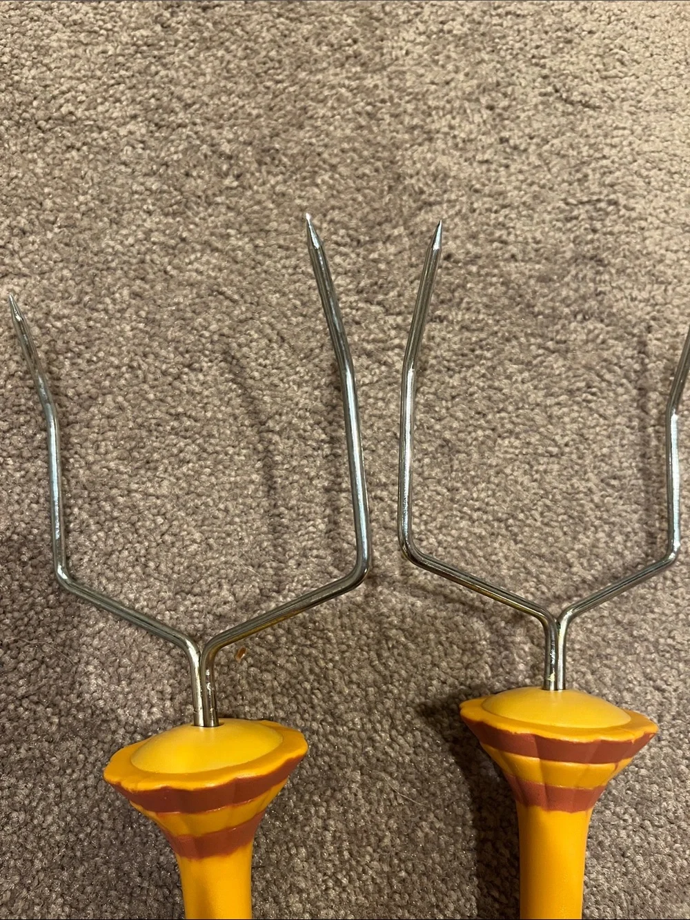 Vintage EKCO Zoo Tools Turkey lifters
